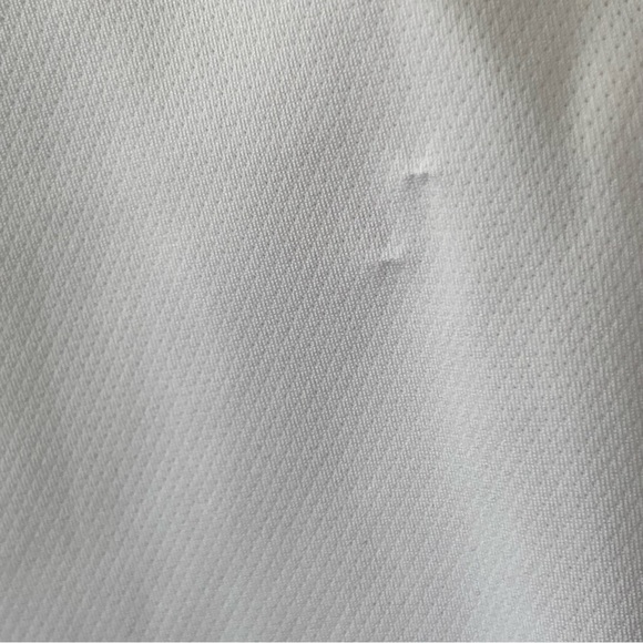 New Balance White Fitness Performance Tank Top Lightening Dry Fabric Women’s XL - Picture 8 of 8